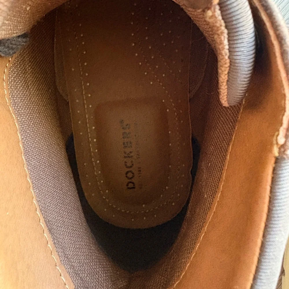Dockers Rowan boots size 9 Dark Tan color NEW